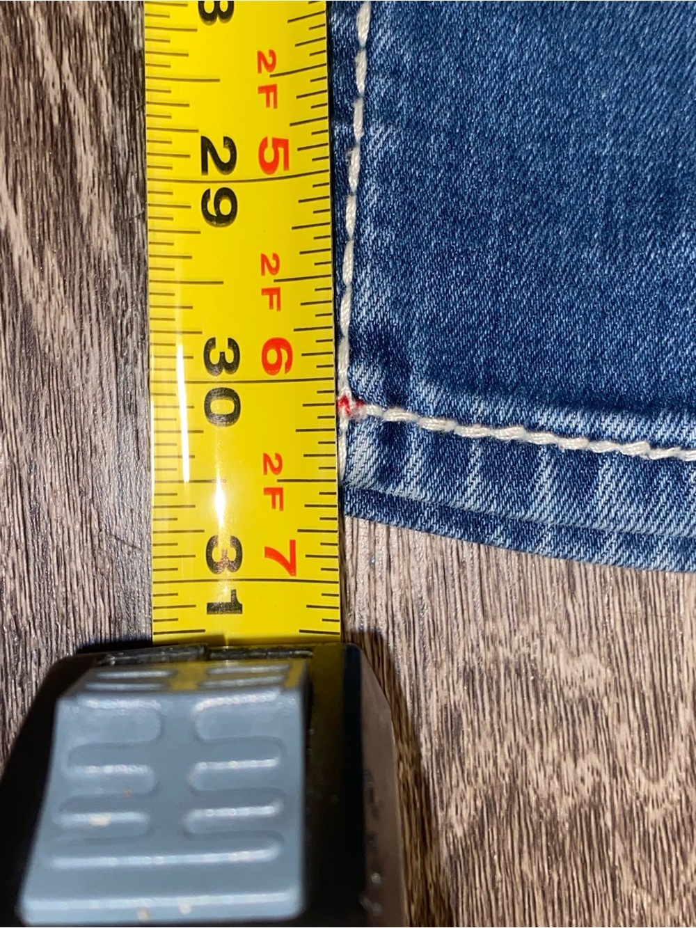True Religion Skinny Jeans in Dark Blue Wash - Picture 4 of 9